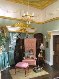 Sean Valentines exquisite 24th scale boudoir uses many of my 24th scale items as well as an OD18A as a window canopy